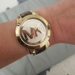 * SOLD * Michael Kors Watch